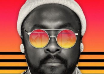 will.i.am accuses Qantas flight attendant