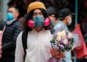 1,700 medical workers infected