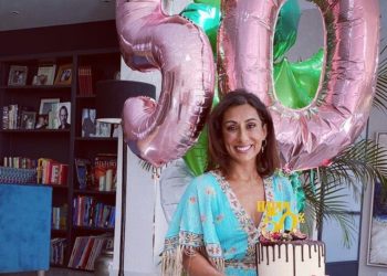 Loose Women’s Saira Khan turns 50 as pals and fans fawn over how youthful she looks