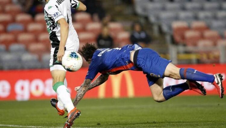 Jets land blow to Western’s A-L finals bid | Bega District News