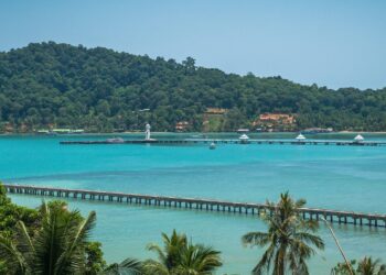 American Could Face Prison in Thailand for Negative Reviews of Resort