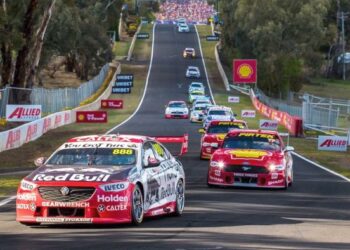 Shane van Gisbergen wins Bathurst 1000 ahead of Cameron Waters