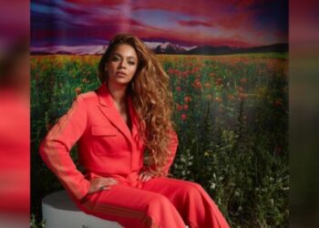 Queen Bee? Beyonce keeps around 80,000 bees at her home, Entertainment News