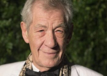 Sir Ian McKellen, 81, safely receives coronavirus vaccine, Entertainment News