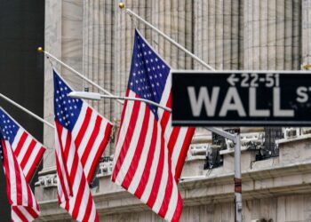 Asia stocks mixed after Wall St falls on Biden tax report