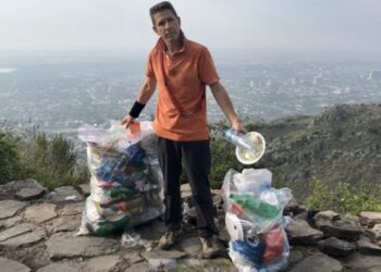 Cleanliness drive launched in Islamabad’s Margalla Hills National Park following UK High Commissioner’s tweet