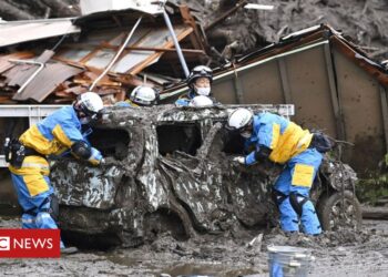 Japan landslide: 20 people missing in Atami city – BBC News