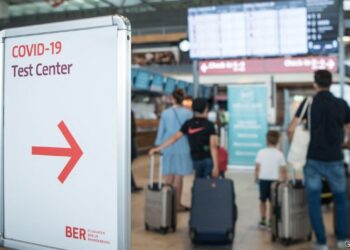 Most covid-19 travel restrictions should be scrapped