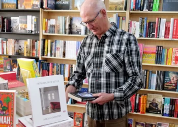 ‘Magic’ of Meg’s Bookshop still delights this South Australian town