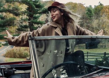 Sad Beautiful Magic: “Red (Taylor’s Version)”