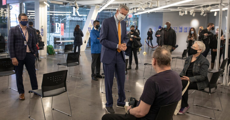 Covid-19, Vaccine Mandate and Omicron Variant News: Live Updates