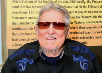 Ventures Guitarist Don Wilson Dead at 88