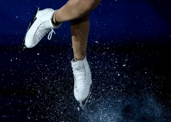 Russian, Belarusian skaters banned by international governing body following invasion of Ukraine