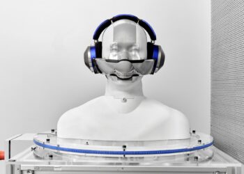 The Bizarre Dyson Zone Pollution Mask Doubles as Headphones