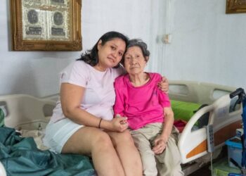 She put her life on hold to care for mum. Despite loneliness and depression, she isn’t giving up