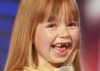 Britain’s Got Talent star Connie Talbot unrecognisable as she takes ‘classy toilet selfie’