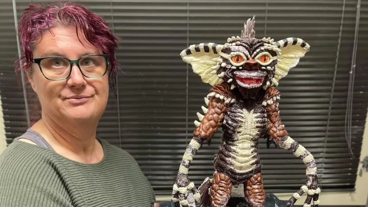 Mount Gambier baker Mandy Suckling rises to the occasion with high-flying cake creation