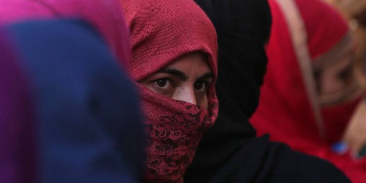 Kashmiri women lured to UAE describe labor trafficking 'hellholes' – Nikkei Asia