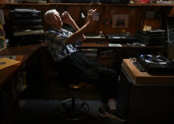 Joe Bussard, top collector of American roots music on 78s, dies at 86
