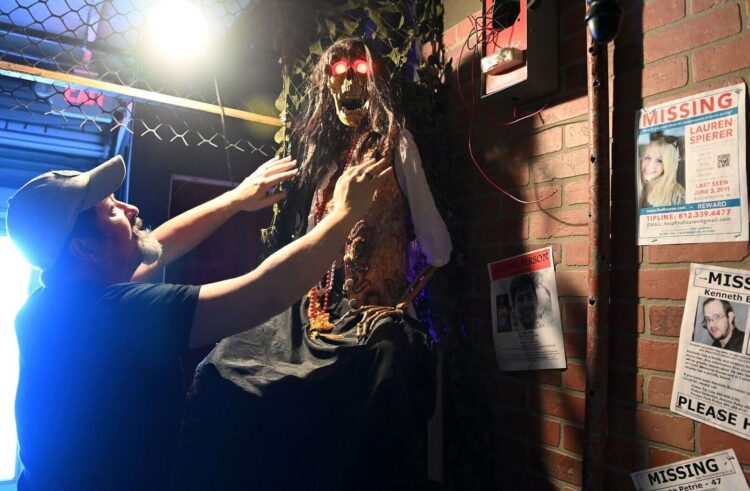Pumkpins, zombies and corn mazes galore – Medford News, Weather, Sports, Breaking News