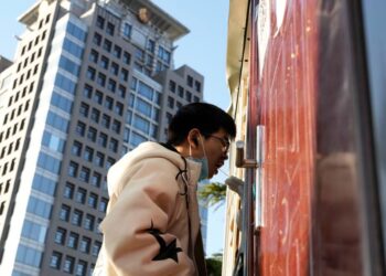 Security focus is setting back science in both China and the U.S.