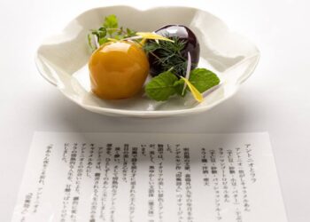 New wave of Japanese sweets is stirring up hidebound business