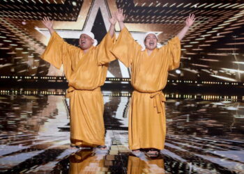 Meet Yumbo Dump, The Japanese Duo That Makes Unbelievable Sounds With Their Bodies