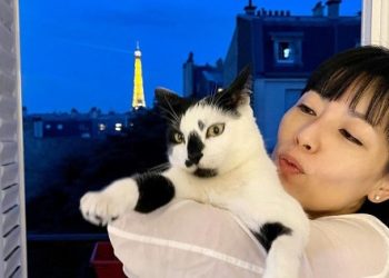 ‘We want to live in Singapore’: Sharon Au and friends conclude after discussing their countries’ respective ‘crises’, Entertainment News