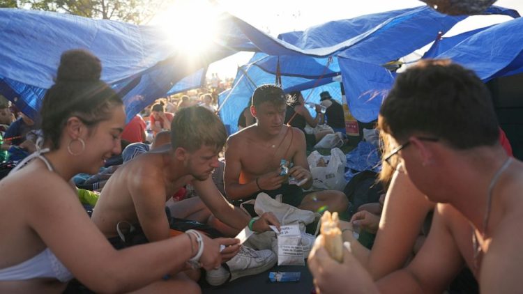 Pope announces World Youth Day to return to Asia in 2027, urges young people ‘not to be afraid’