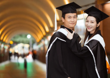 Ex-Mediacorp actor Jeff Wang graduates with master’s degree, Entertainment News